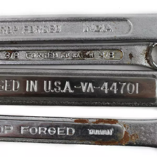 Lot of 4 Assorted Wrenches 3/4" 3/8" 15.6" Used Hand Tools