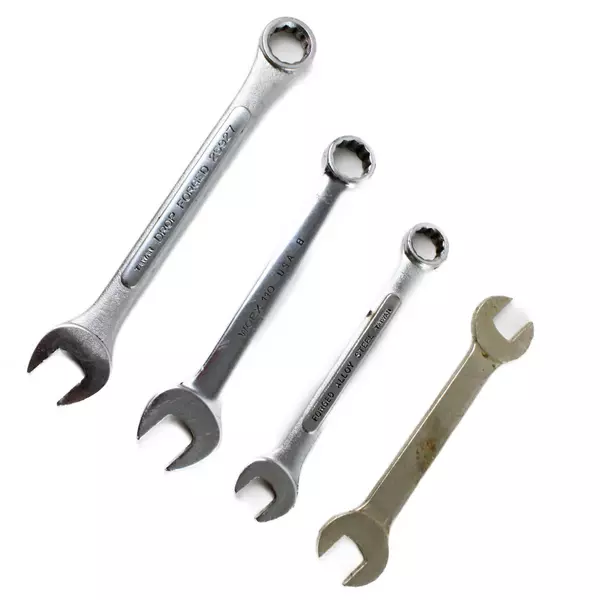 Lot of 4 Assorted Combination Wrenches 3/8" 1/2" 9/16" 15mm Used