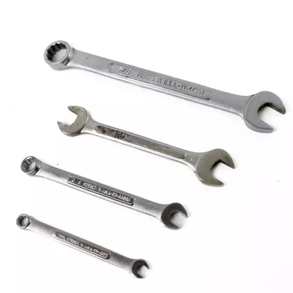 Lot of 4 Wrenches Assorted Sizes 7mm 3/8" 9/16" 5/8" Used Hand Tools