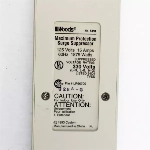 Woods 5194 Maximum Protection Surge Suppressor 1 Extender 1 Additional Cord