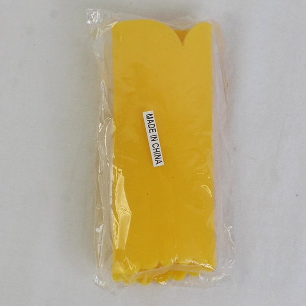 Lot Of 3 Clayton Kitchenware Round Ceramic Plate and Garlic Grater Set