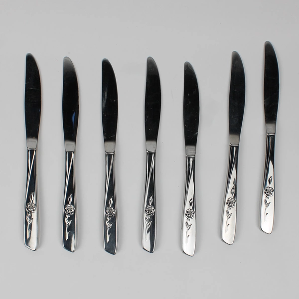 Lot Of 7 Oneida Silver Sweet Briar (Stainless) Flatware Dinner Knife 8.5" Long