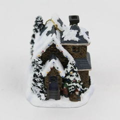 2002 Thomas Kinkade Winter Memories Cottage Ornament Quiet Evening
