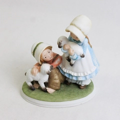 VTG 1977 Precious Moments Holly Hobbie The Simple Things Porcelain Figure 5.5"