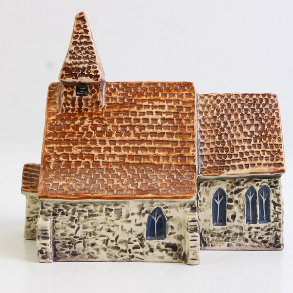 Heritage Houses Village Church with Spire Ceramic Collectible 4"