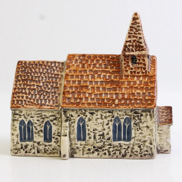 Heritage Houses Village Church with Spire Ceramic Collectible 4"