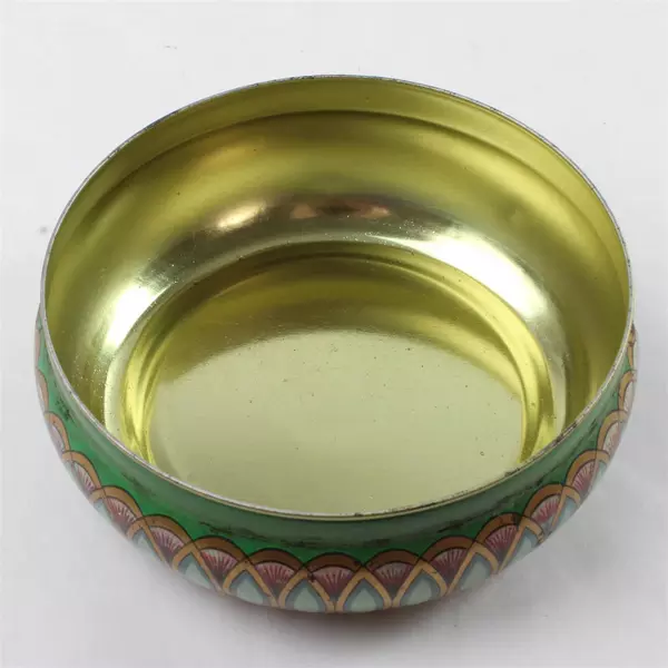 Vintage Meister Round Floral Tin Brazil Model 51147-0 5.25" x1.75"