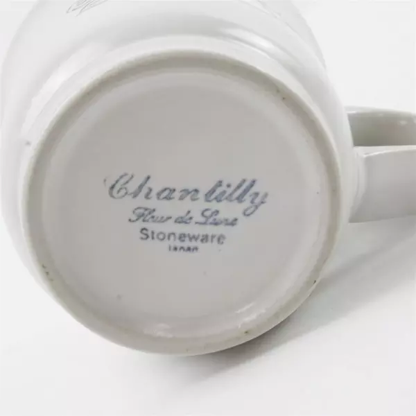 Chantilly Fleur de Lune Stoneware Coffee Cup Mug White Japan Blue Rim