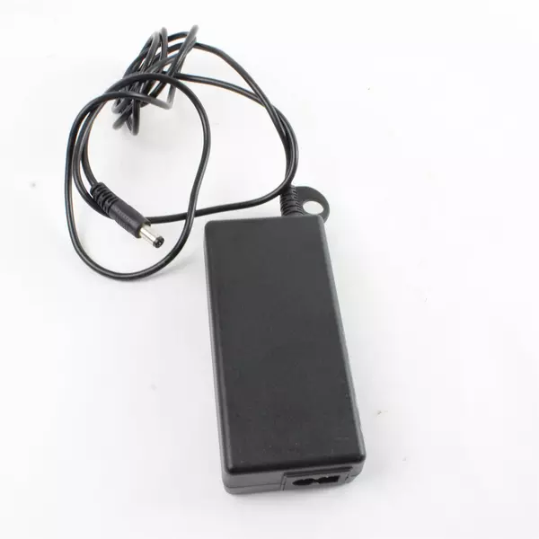 AC Adapter for BOSE DT20V-1.8C-DC 20V