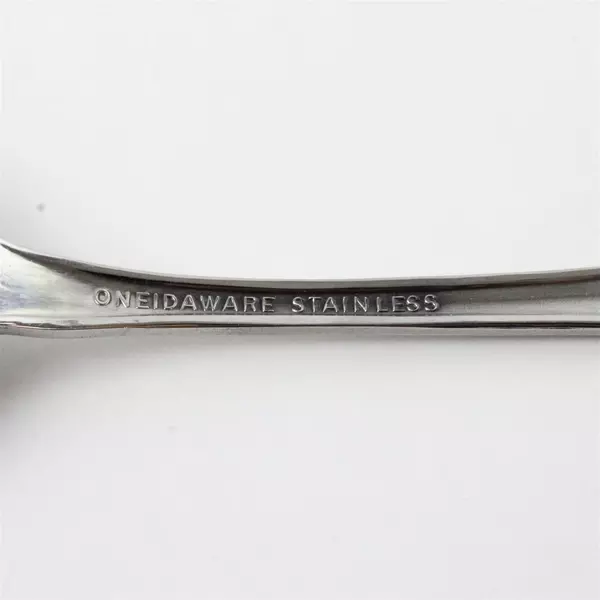 Set of 6 Oneida St. Ives Stainless Oval Soup Spoons 7" 