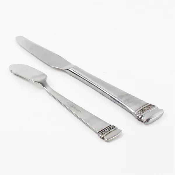 Lot of 4 Oneida Cozumel Stainless Knives 3 French Solid + 1 Butter Knife