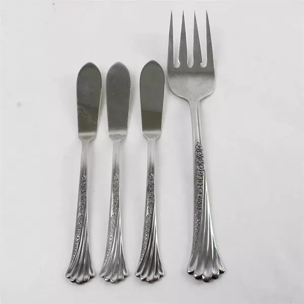 Lot of 4 Oneida Spring Glen Stainless Serving Fork + 3 Butter Knives
