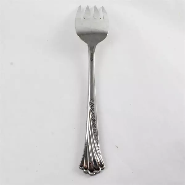 Lot of 4 Oneida Spring Glen Stainless Serving Fork + 3 Butter Knives