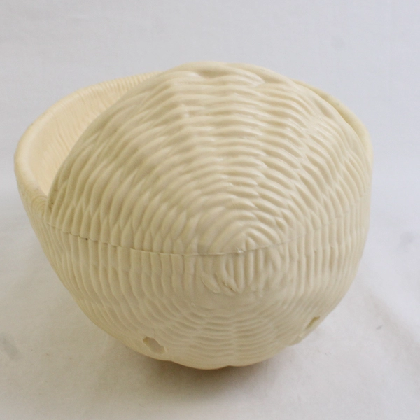 Vintage 1977 Playmates Off-White Plastic Hanging Doll Chair