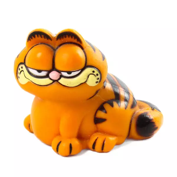 Vintage 1981 Garfield Cat Figurine Sitting 1.5" Collectible