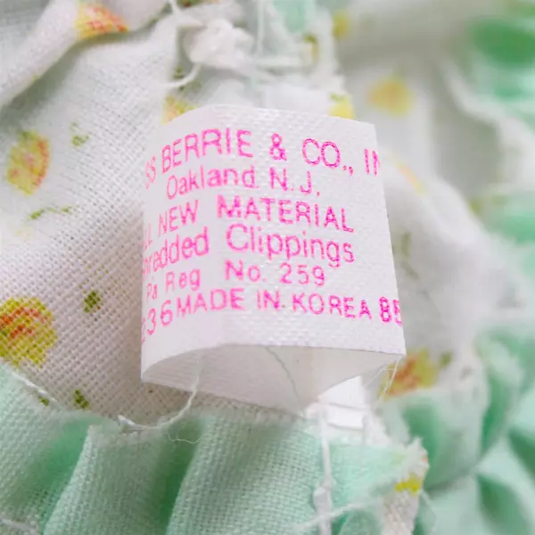 Russ Berrie Wee Countrykins Rabbit White Dress Green Trim Bonnet 3.5"