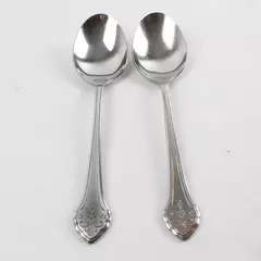 Set of 2 Oneida Lakewood Stainless Oval Soup Spoons 6.75" 