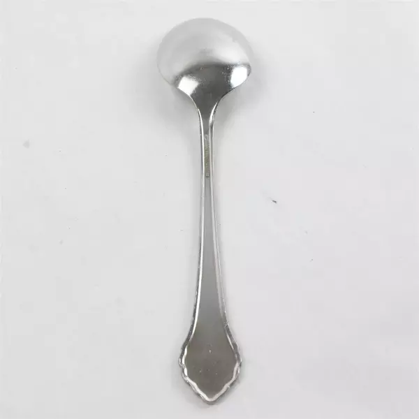 Set of 2 Oneida Lakewood Stainless Oval Soup Spoons 6.75" 