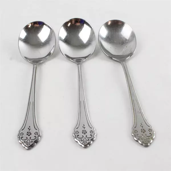Set of 3 Oneida Lakewood Stainless Teaspoons 6" Vintage 
