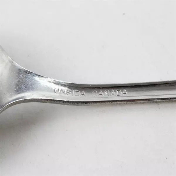 Set of 4 Oneida Repose Stainless Tablespoons Serving Spoons 8.5"