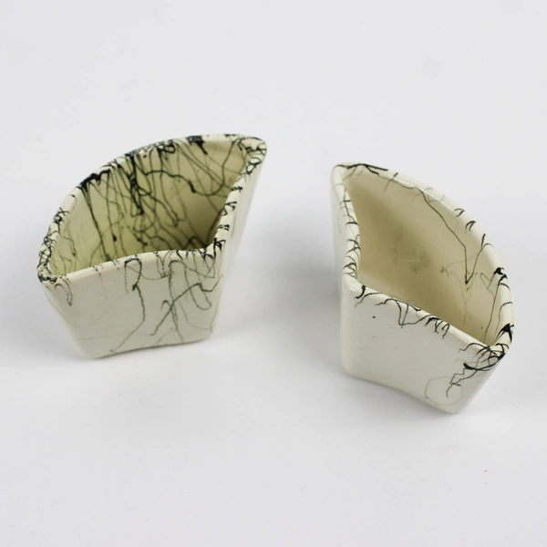 Lot Of 4 Unbranded White/Green Ceramic Serving Dishes Abstract Shapes