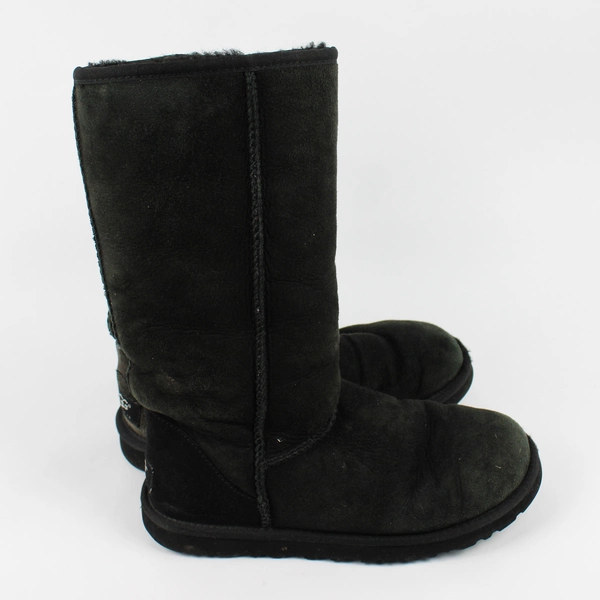 UGG Australia Solid Black Color Classic Tall Boots Women's US Size W6