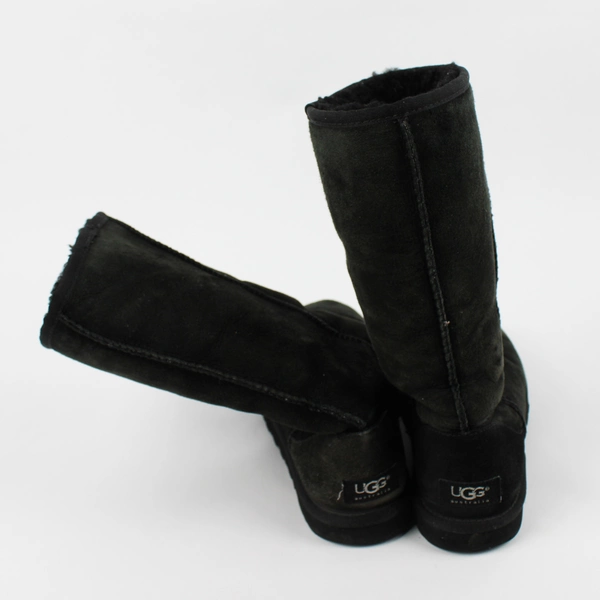 UGG Australia Solid Black Color Classic Tall Boots Women's US Size W6
