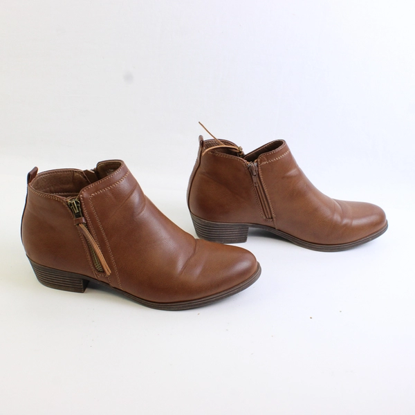 London Fog Solid Brown Faux Leather Ankle Boots W/ Cuban Heel Women's Size 9M