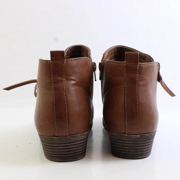 London Fog Solid Brown Faux Leather Ankle Boots W/ Cuban Heel Women's Size 9M