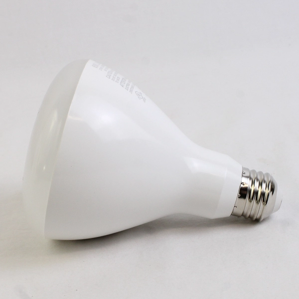 GE Relax HD LED Light Indoor Floodlight Bulb Soft White 8W 650 Lumens 90mA
