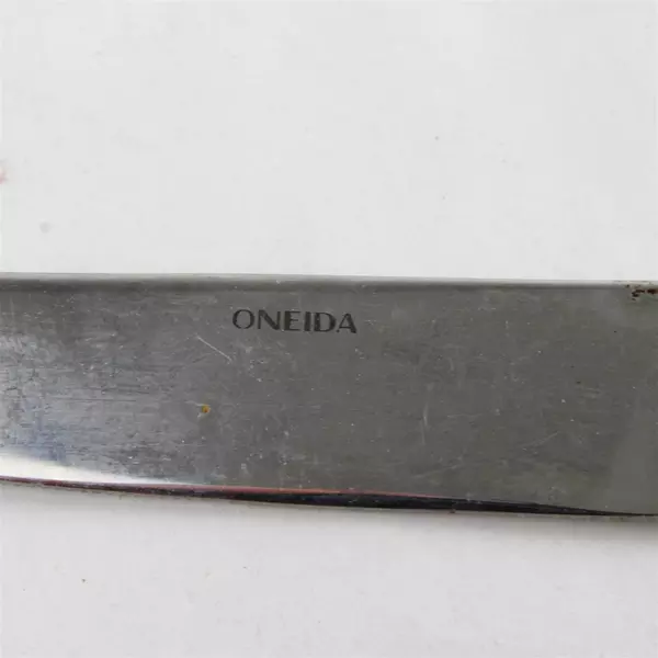 Set of 2 Oneida Essence Stainless French Chef Knives 8.5"