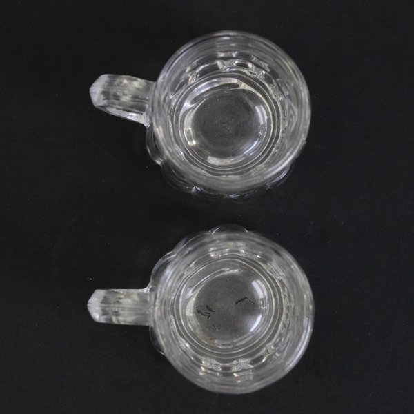 Lot Of 2 Unbranded Matching Clear Glass Shot Glasses With Small Handles 2" Tall