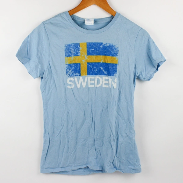 Port & Company Swedish Flag T-Shirt Women's Size Medium