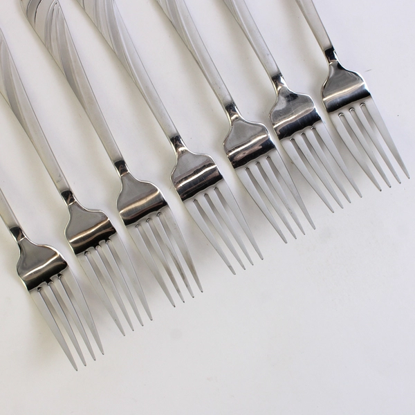 Lot of 7 Mikasa Swirl Pattern Dinner Forks 18/10 Stainless 8.25" Hard to Find