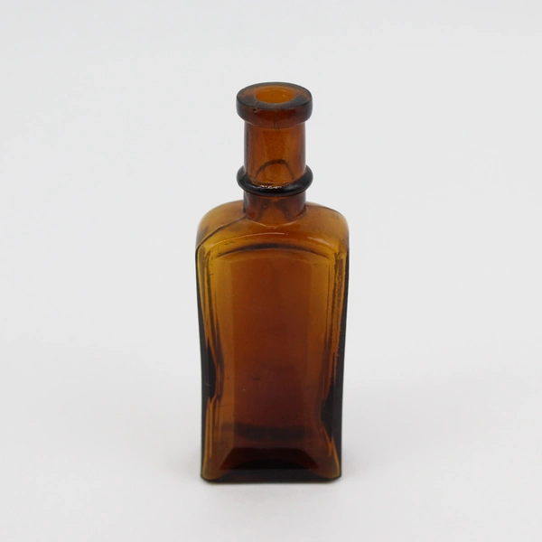 Antique Buckingham Whisker Dye bottle 1880s-1890s