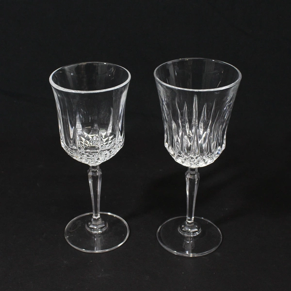 Set of 2 Anchor Hocking Legacy Lead Crystal Wine Glasses