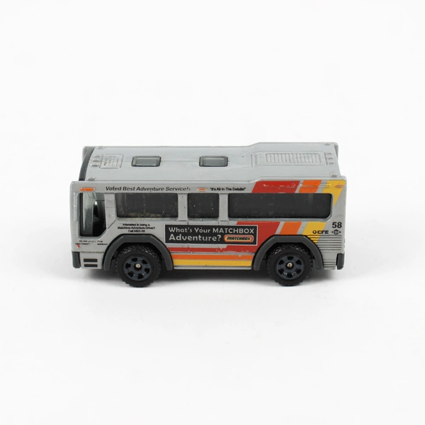 2004 Matchbox City Adventure Service Silver 2-7/8" Diecast Bus Red/Orange