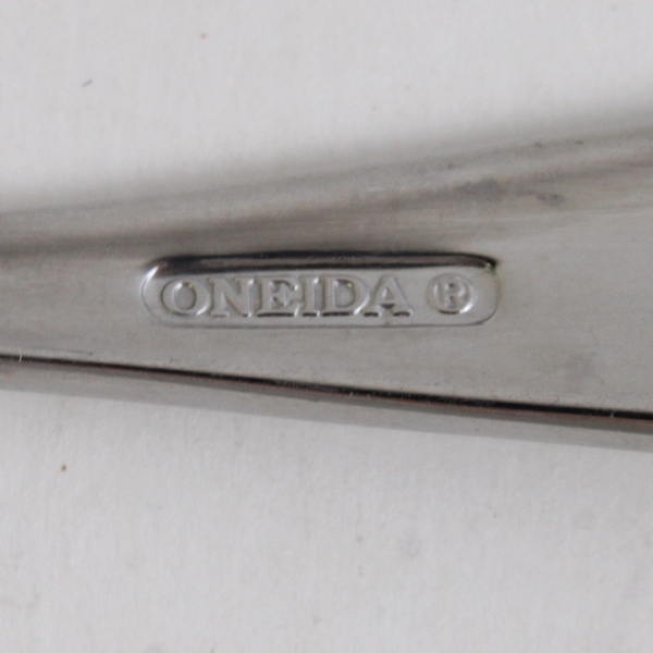 Lot Of 5 Oneida Silver Comet (Stainless) Flatware 4 Knives & 1 Teaspoon