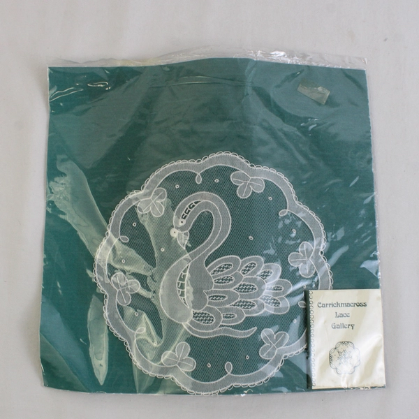 NIP Carrickmacross Lace Gallery Swan Doily 6" Ireland Souvenir