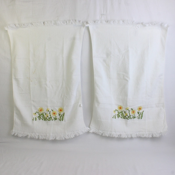 Lot Of 2 Design Works Crafts Inc White Embroidered Dish Towels 15.5" x 22"