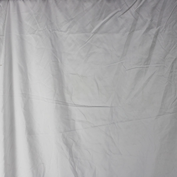 Amazon Basics Solid White Color Twin XL Sized Duvet Cover