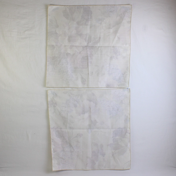 Lot Of 2 Unbranded Matching Multicolor Floral Fabric Napkins 17.5" x 18"