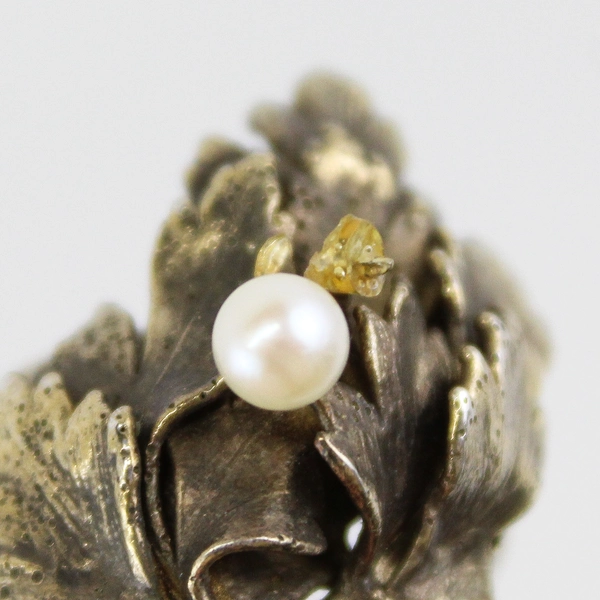 Vtg Women's Silver Tone Leaf Ring with Single Pearl and Citrine Piece Size 7.25