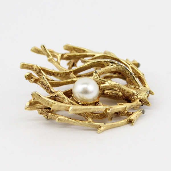 Vintage Gold Tone Branch Brooch With Pearl Accent 