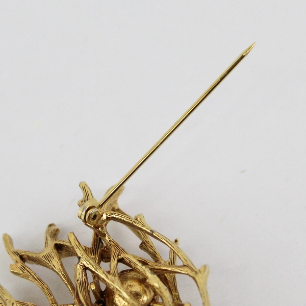Vintage Gold Tone Branch Brooch With Pearl Accent 