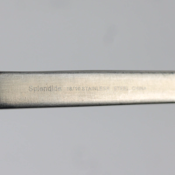 Lot of 4 Splendide 18/10 Stainless Oval Shaped Soup Spoons 7.75" Unknown Pattern