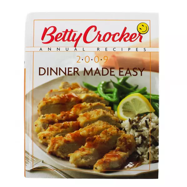 Betty Crocker Annual Recipes 2009 Dinner Made Easy Hardcover Cookbook Good