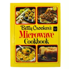 Vintage 1981 Betty Crocker's Microwave Cookbook Recipe Book Hard Cover