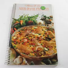 Vintage 1981 Miriam B. Loo's Meal-In-One Favorites Cookbook Recipes
