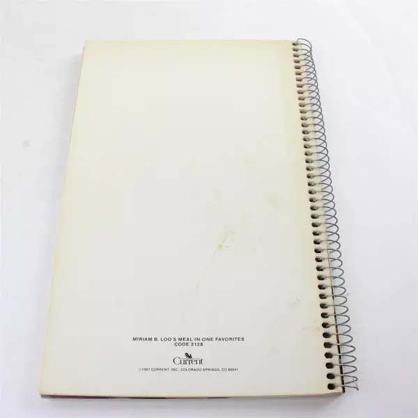 Vintage 1981 Miriam B. Loo's Meal-In-One Favorites Cookbook Recipes